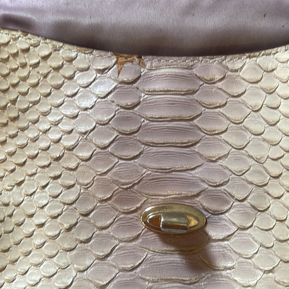 Coach Handbag With Gold Chain Cream with a little mauve mixed in it - Picture 7 of 8